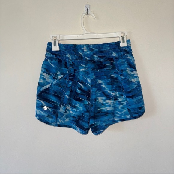 Lululemon Tracker Short V *4"
Tidal Multi 8 - Picture 4 of 7